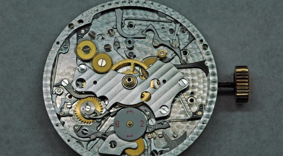 ロジェデュブイ　クロノグラフ　パーペチュアルカレンダー（レトログラード針） 時計 修理　（腕時計 修理）　風景