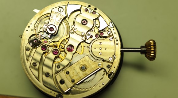 ミニッツリピーターの提げ時計　時計 修理　（腕時計 修理）　風景